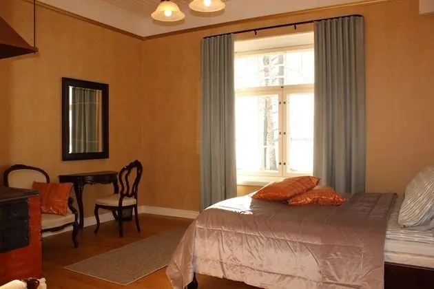 Main Building, Suite 2, Lake View