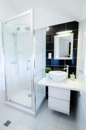 Business Tek Büyük Yataklı Oda, Bahçe Manzaralı