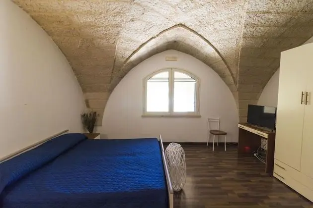 Tek Büyük Yataklı Oda, Ortak Banyo