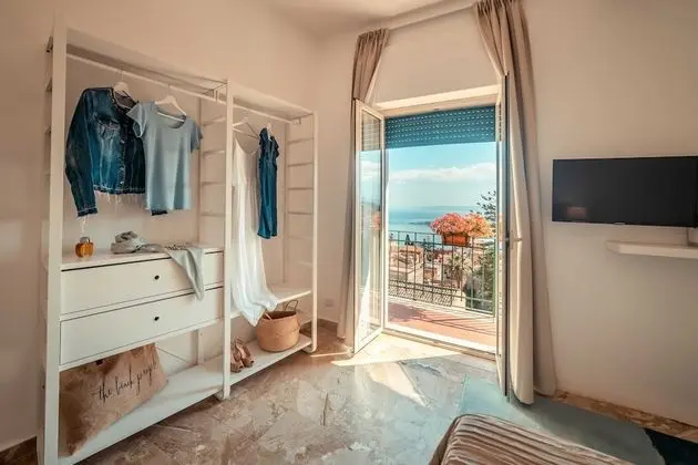 Apart Daire, 2 Yatak Odası, Deniz Manzaralı (Greek Theatre)