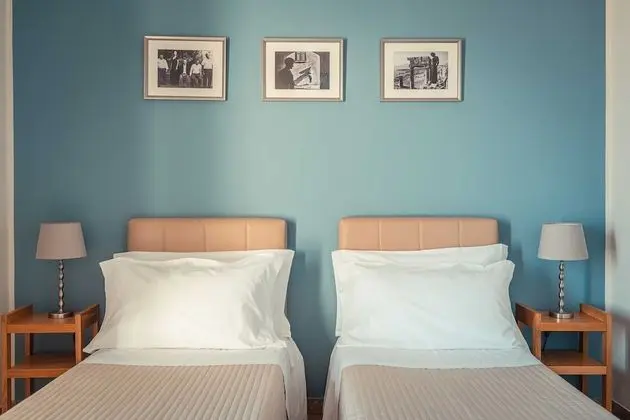 Tek Büyük veya İki Ayrı Yataklı Oda (Silva 1)