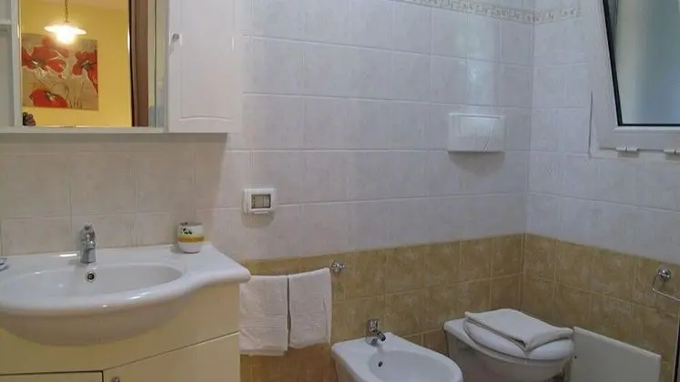 Üç Kişilik Oda, Bahçe Manzaralı