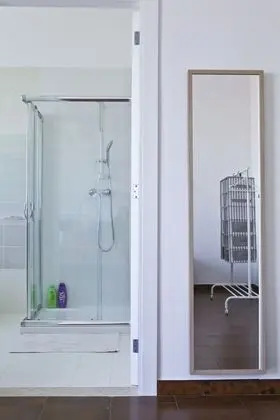 Classic Oda, 1 Büyük (Queen) Boy Yatak, Özel Banyo