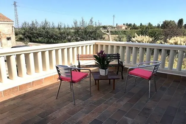 Deluxe Tek Büyük veya İki Ayrı Yataklı Oda, Teras, Bahçe Manzaralı