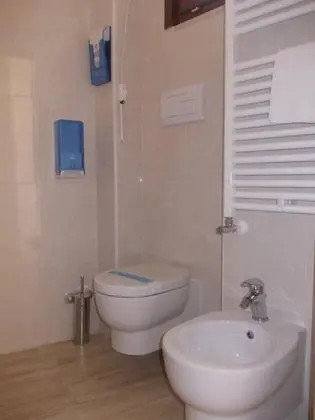 Tek Büyük Yataklı Oda, Balkon