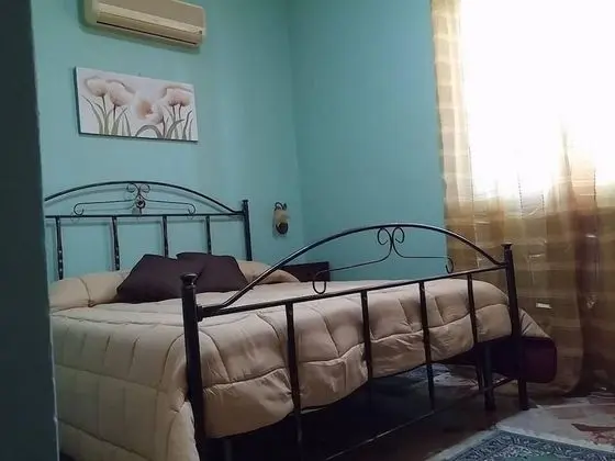 Tek Büyük Yataklı Oda