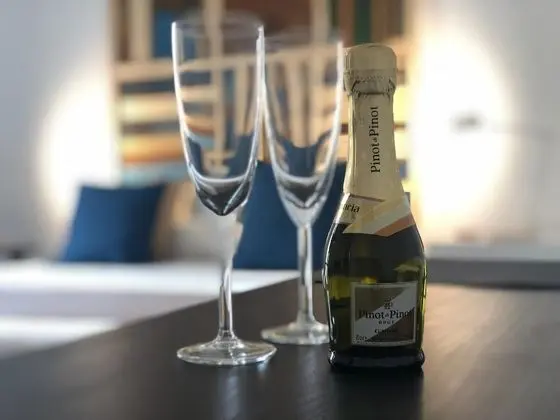 Superior Süit, Avlu Manzaralı (Orizzonte)