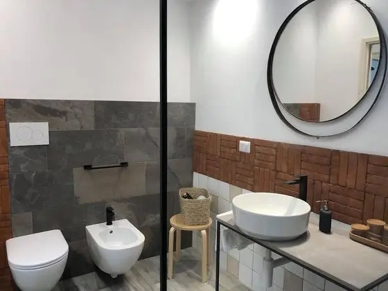 Superior Süit, Avlu Manzaralı (Orizzonte)