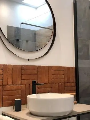 Superior Süit, Avlu Manzaralı (Orizzonte)