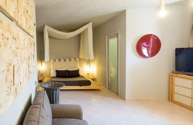 Deluxe Üç Kişilik Oda, Bahçe Manzaralı