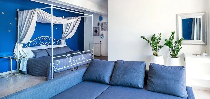 Deluxe Üç Kişilik Oda, Bahçe Manzaralı
