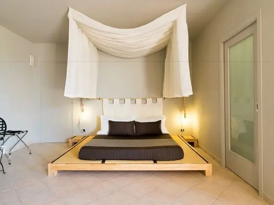 Deluxe Üç Kişilik Oda, Bahçe Manzaralı