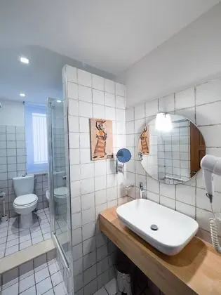 Deluxe Üç Kişilik Oda, Bahçe Manzaralı