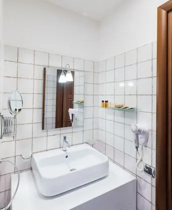 Deluxe Üç Kişilik Oda, Bahçe Manzaralı