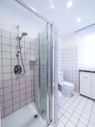 Deluxe Üç Kişilik Oda, Bahçe Manzaralı