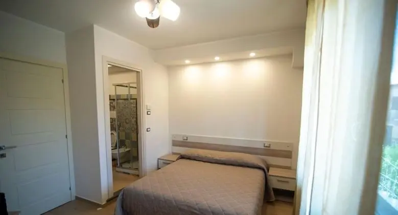 Oda, 1 Büyük (Queen) Boy Yatak, Teras