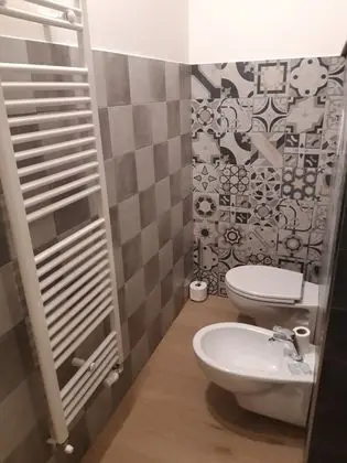 Üç Kişilik Oda, Teras