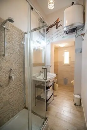 Tek Büyük Yataklı Oda (Bianca)