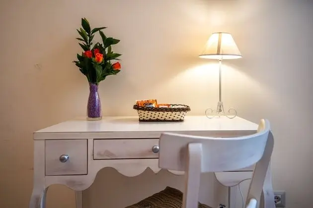 Tek Büyük Yataklı Oda (Rossa)