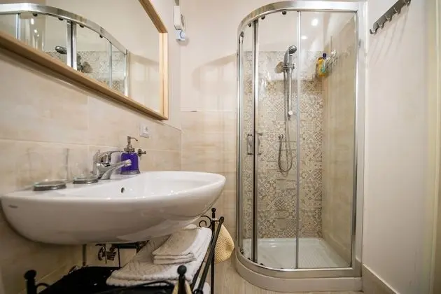 Tek Büyük Yataklı Oda (Rossa)