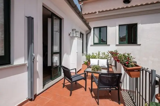 Deluxe Tek Büyük Yataklı Oda, Balkon