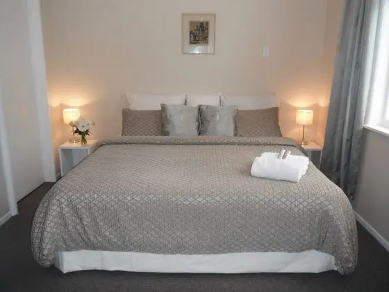 Tek Büyük Yataklı Oda (Room Three)
