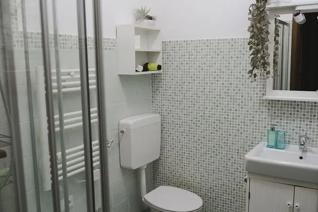 Standard Tek Büyük veya İki Ayrı Yataklı Oda, Özel Banyo, Bahçe Manzaralı