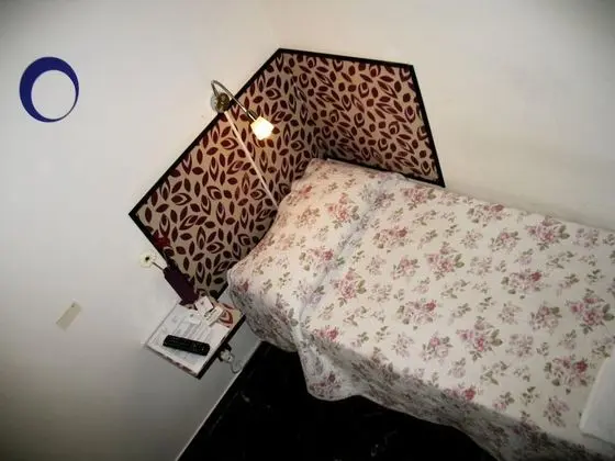 Tek Kişilik Oda