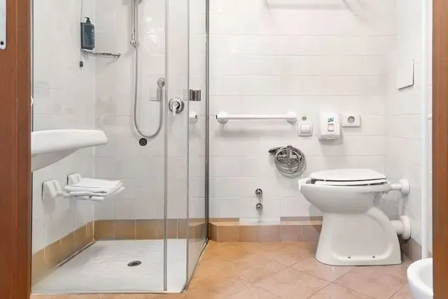 Standard Dört Kişilik Oda, Engellilere Uygun, Sigara İçilmez