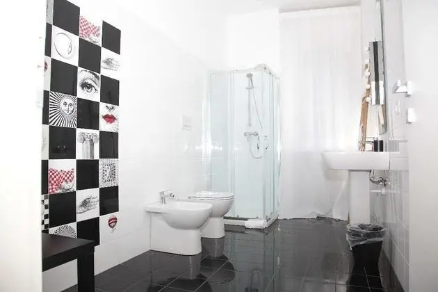 Dört Kişilik Oda, Sigara İçilmez