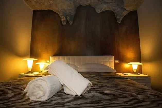 Romantic Tek Büyük Yataklı Oda