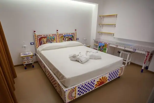 Romantic Tek Büyük Yataklı Oda