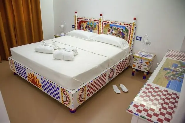 Romantic Tek Büyük Yataklı Oda