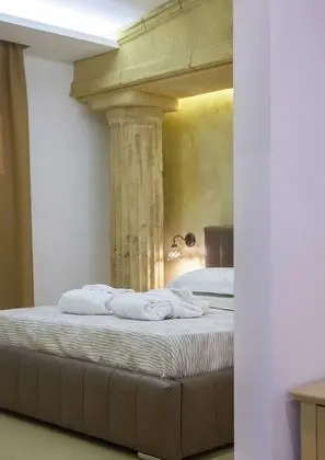 Romantic Tek Büyük Yataklı Oda
