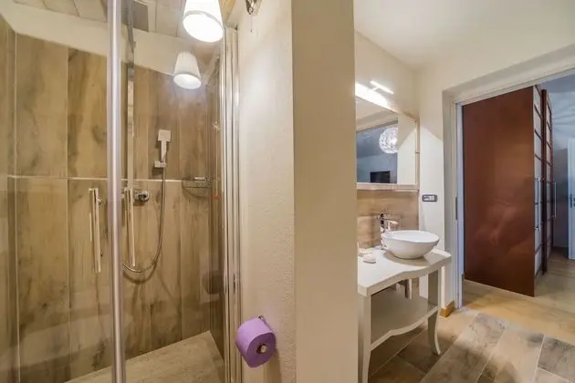 Romantic Üç Kişilik Oda, Birden Çok Yatak, Dağ Manzaralı