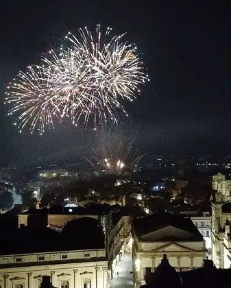 Tek Büyük Yataklı Oda, Şehir Manzaralı
