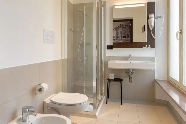 Standard Üç Kişilik Oda, Sigara İçilmez