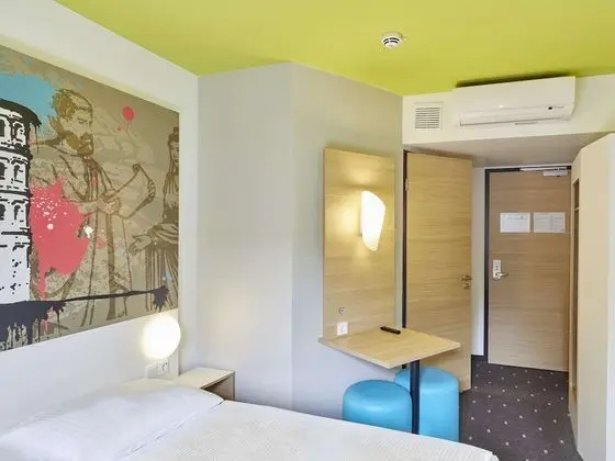 Tek Büyük Yataklı Oda