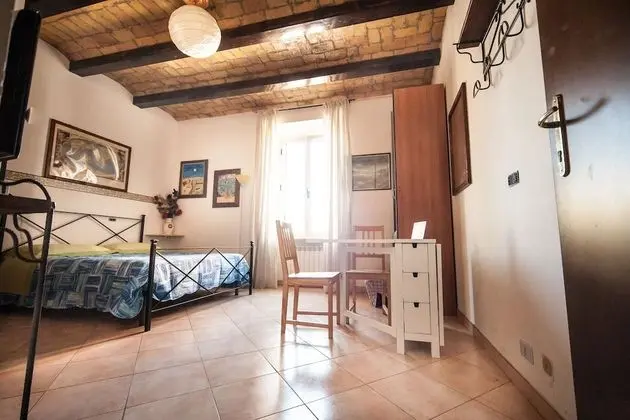 Dört Kişilik Oda, Ortak Banyo