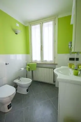 Stüdyo, Bahçe Manzaralı