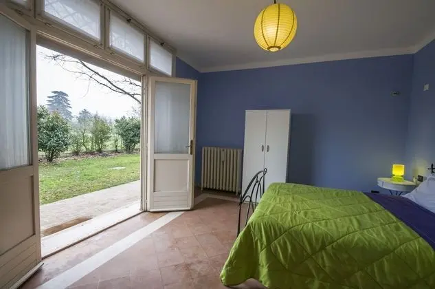 Stüdyo, Bahçe Manzaralı