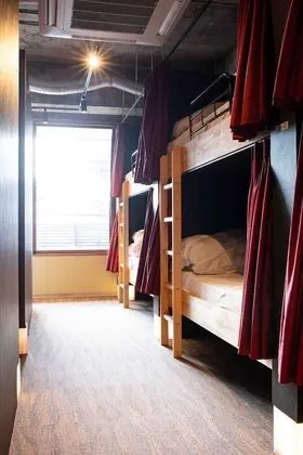 Ortak Ranzalı Oda, Sadece kadınlar için