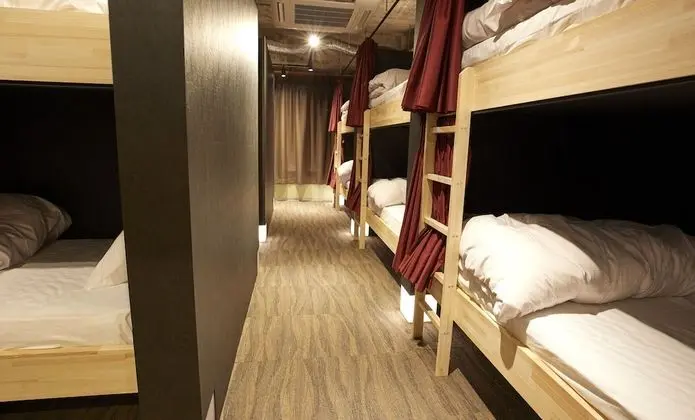 Ortak Ranzalı Oda, Sadece kadınlar için