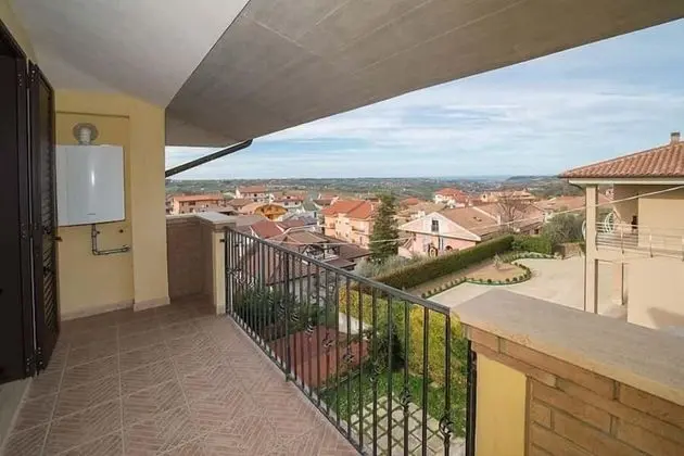 Tek Büyük Yataklı Oda, Balkon