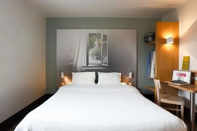 Tek Büyük Yataklı Oda, Sigara İçilmez