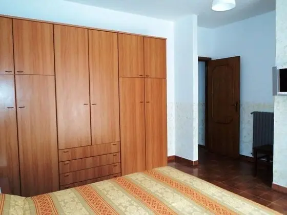 Tek Büyük Yataklı Oda