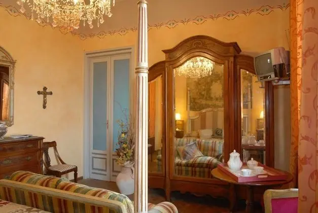 Tek Büyük Yataklı Oda