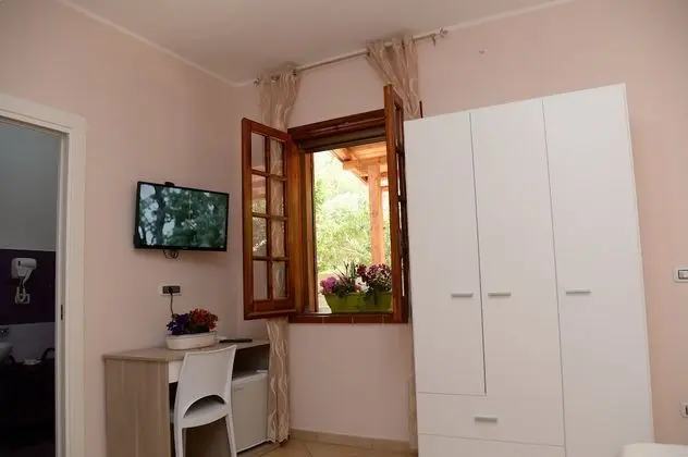 Tek Büyük Yataklı Oda, Teras (Viola)