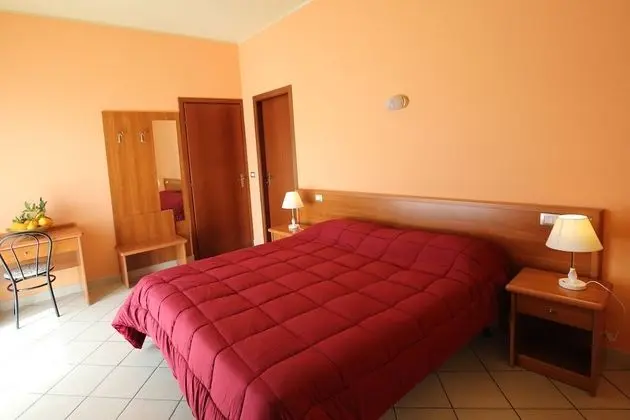 Tek Büyük Yataklı Oda, Balkon (Mandarino)