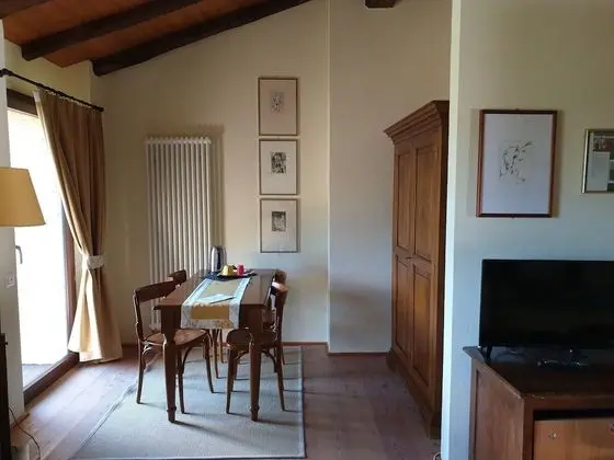 Family Oda, Dağ Manzaralı